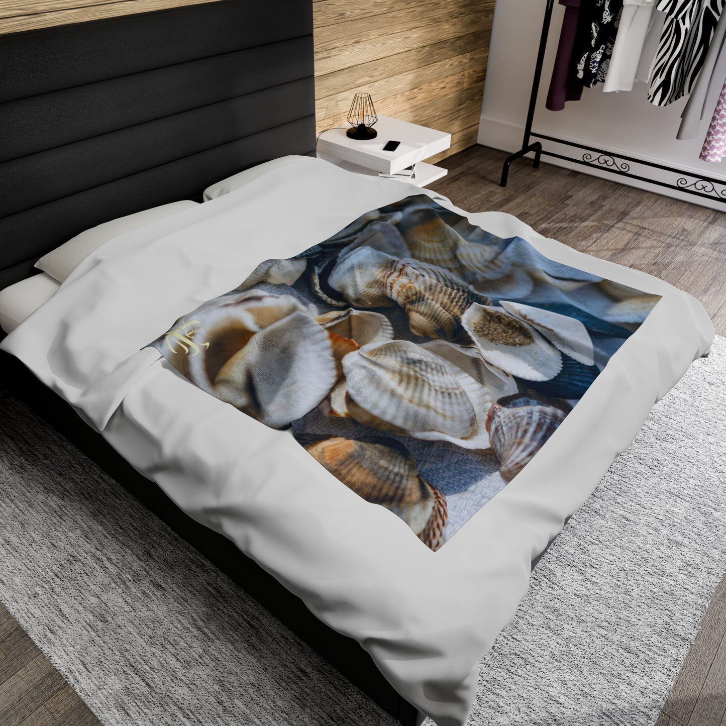 Velveteen Plush Blanket - Shells