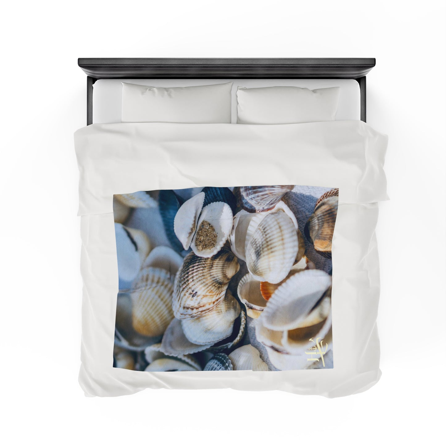 Velveteen Plush Blanket - Shells