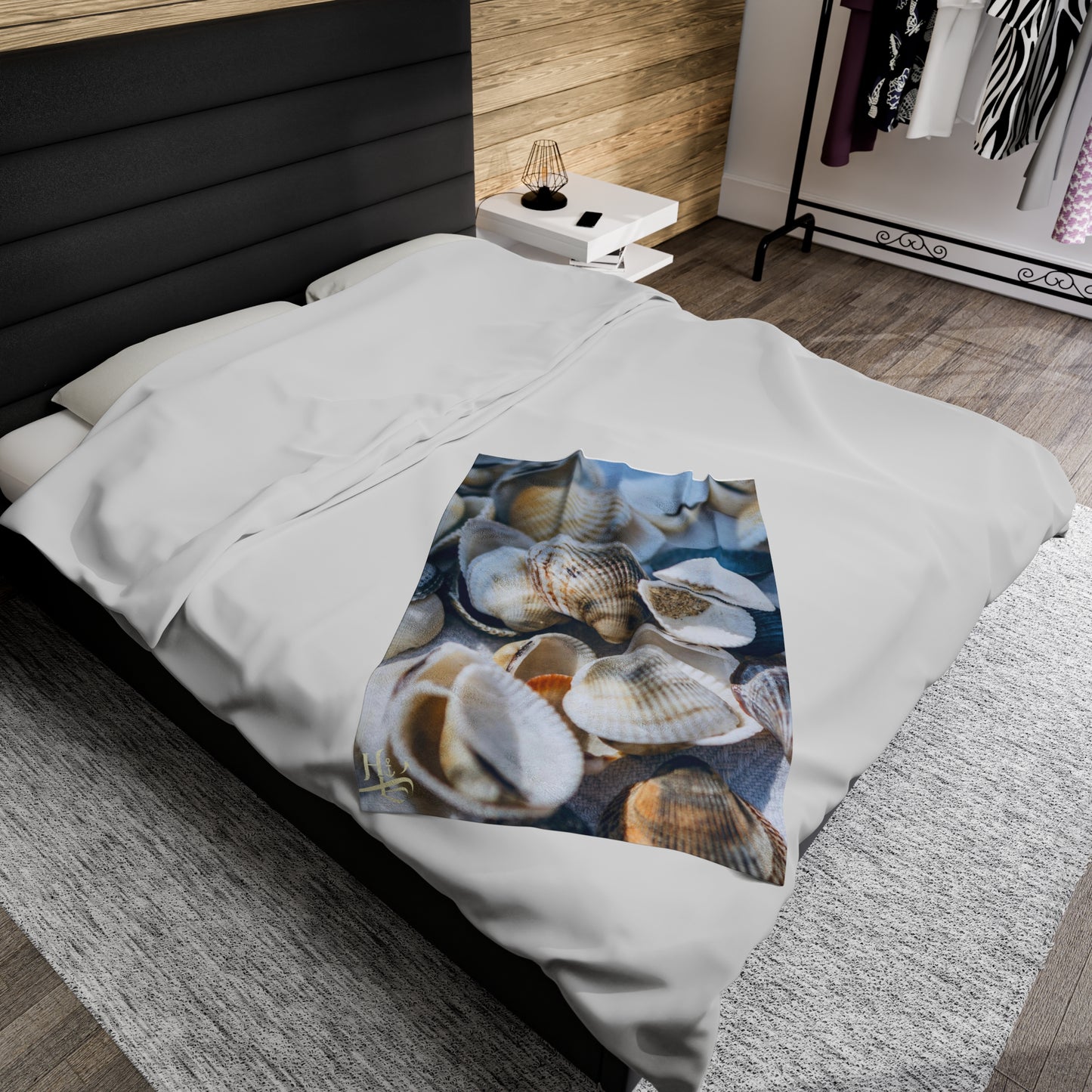 Velveteen Plush Blanket - Shells