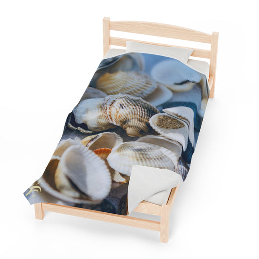 Velveteen Plush Blanket - Shells